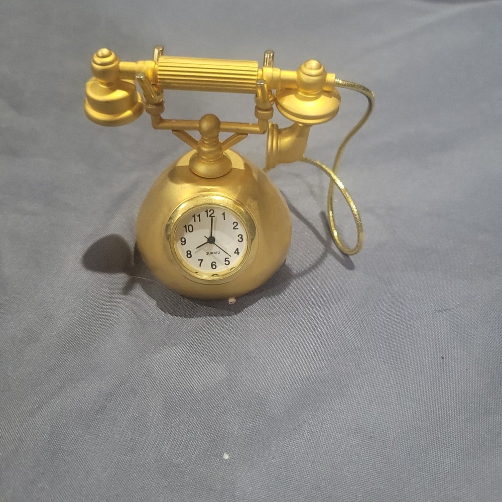 Gold Finish Number Dial Telephone Mini Collectible Fashion Desk Clock